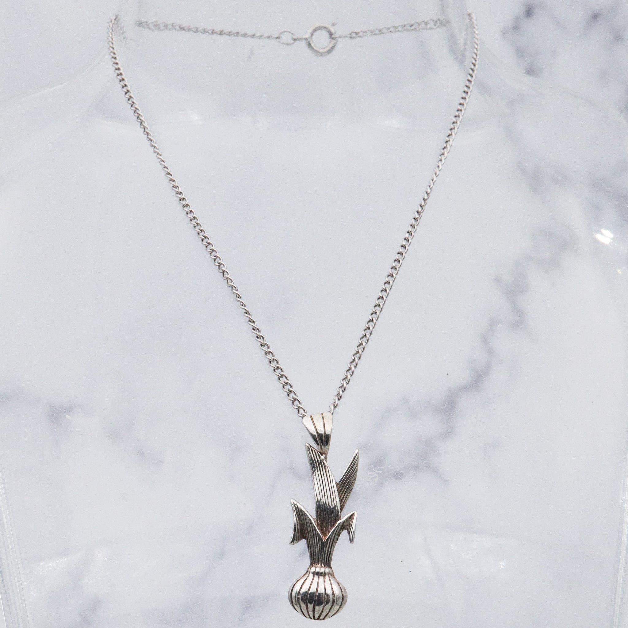 Vintage sterling silver onion plant pendant